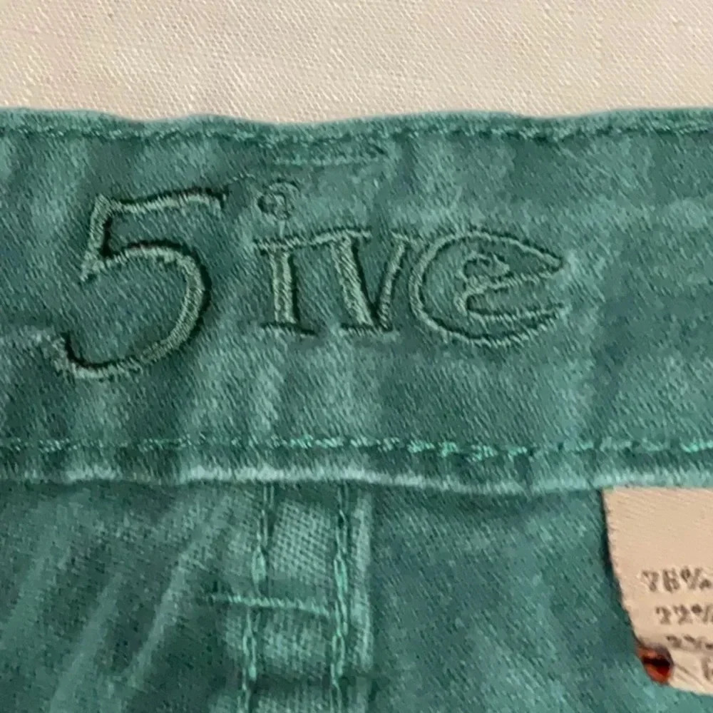 5 ive - Picture 3 of 5